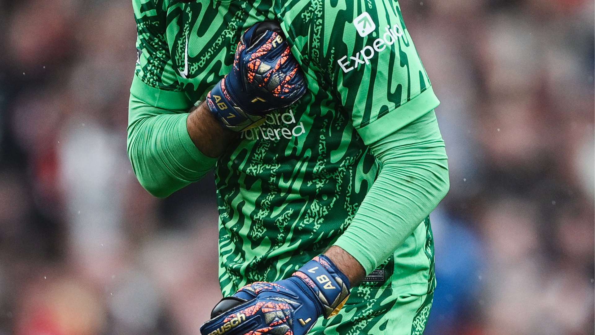 守与犀利反 守与犀利反